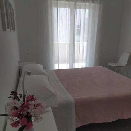 Sea Wind Stanza Con Garage E Ascensore بولينيانو آ ماري المظهر الخارجي الصورة